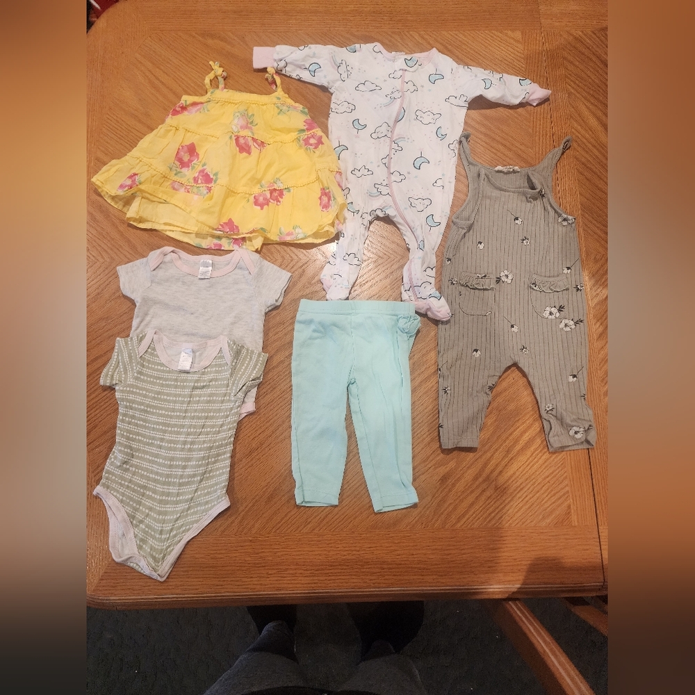 HUGE SAVINGS!!! Infant Girls 6-9m 6 Piece Assorted Bundle